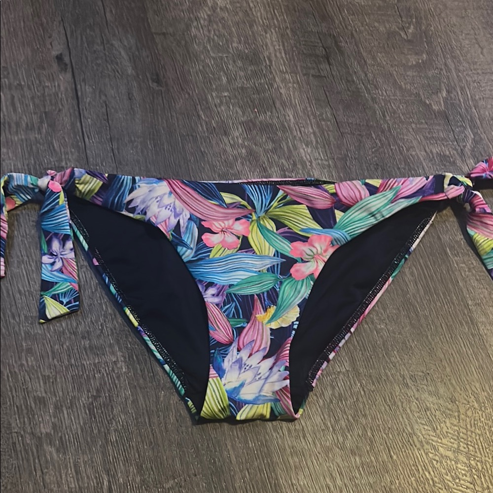 Floral Tie-Side Bikini Bottom